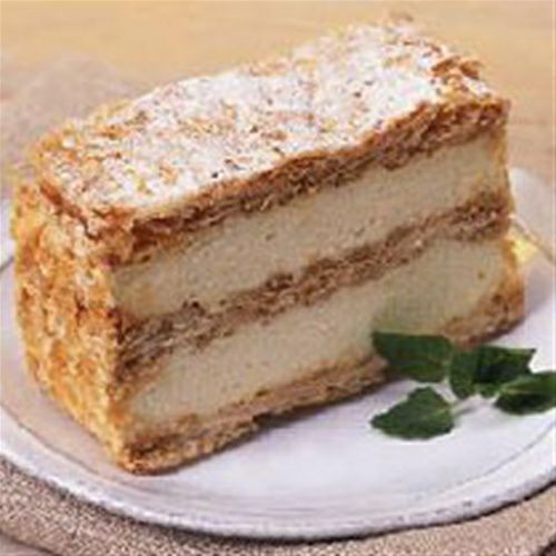 終売] ⑧【春商材】フレック）ミニカットケーキミルクレープ（いちご