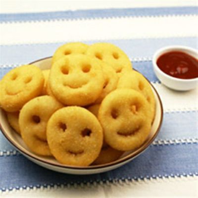 ⑧日本マッケインフーズ）スマイルポテト4ＬＢ（約1.8kg　約105個入）