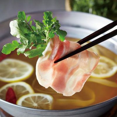 ⑧【冬商材】ヨコオ）みつせ鶏モモしゃぶしゃぶ用スライス150g